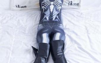 BoBoSocks袜啵啵 – 稚予的肉丝作品又来了！原图透亮得让我想问，这双袜子是在哪里买的？