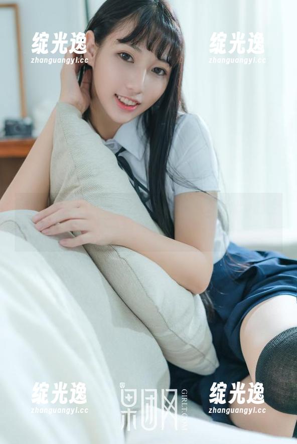GIRLT果团网 - 在线：何梦兮Stacy的空姐版图，服装搭配真心不易啊！