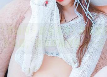 GIRLT果团网 – 想看美脚？周晓唯的写真全免费，放底线稍微靠后一点