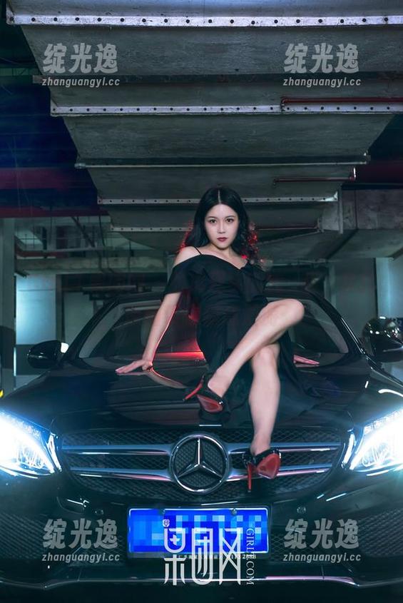 GIRLT果团网 - 脱离现实的龚玥菲，灰丝原图带你随意漫游