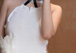 HuaYang花漾 – 他们说工作中的她太认真！玥儿玥er在线睡衣合集，见证日常的反转。