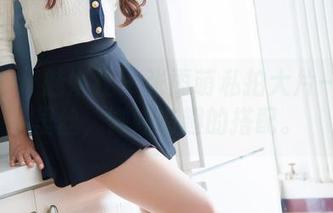MiStar魅妍社 – 张雨萌私拍大片——裤里丝，微妙有趣的搭配。