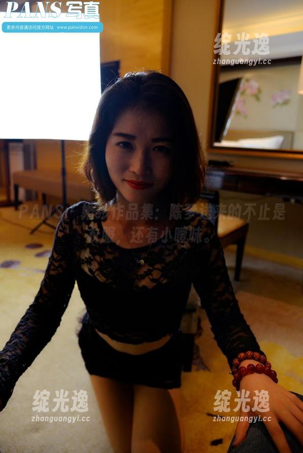 PANS - 婚纱作品集：陈梦送来的不止是衣服，还有小暧昧。
