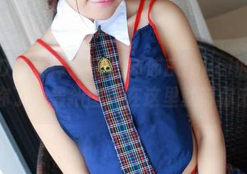 TGOD推女神 – 别让沛沛Eankei的制服打扰你了，最新图库在这里就等你来领！