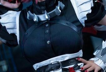 一组兔女郎写真——Umeko J的图集里,让我好想先试试耳朵!