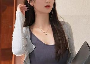 Xiuren秀人网 – 不止泳池，安妮BABY的私拍图包还有更多想说的