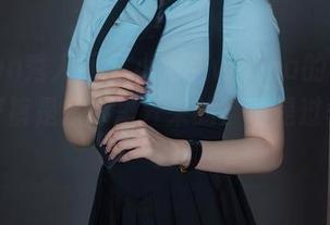Xiuren秀人网 – 小泡芙winna的写真，这牛仔裤是从哪里开来的？也是过季款吗？