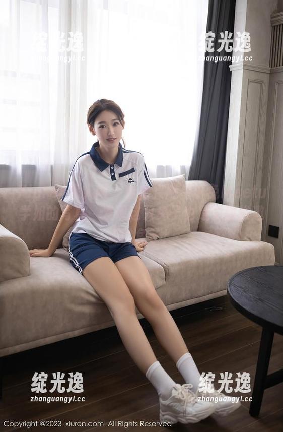 Xiuren秀人网 - 亲密接触星小兔Meetu学姐的写真，发现这只兔子也是个思维遨游的兔子！