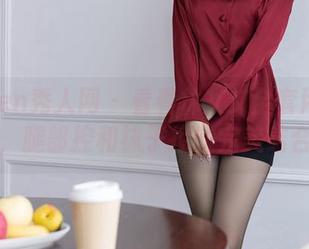 Xiuren秀人网 – 看看林文文全套网袜写真，腿部控和袜子控的完美结合！