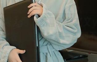 Xiuren秀人网 – 就喜欢林文文yooki顺滑的连体衣，美图合集一点都不生硬！