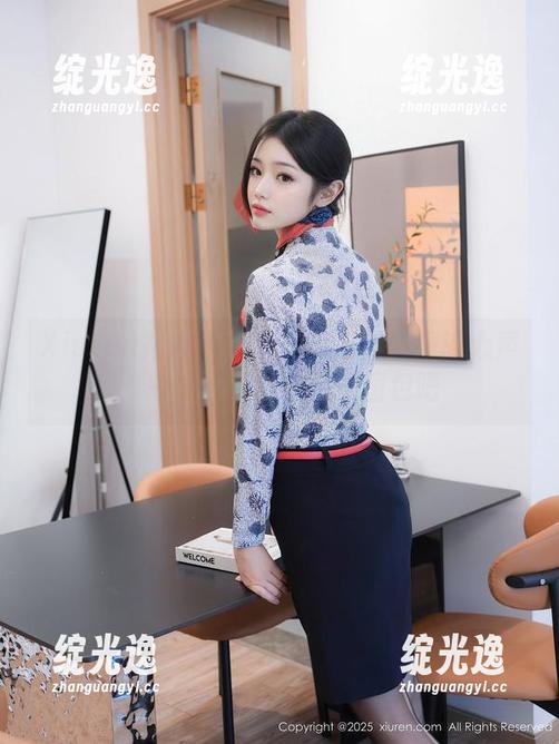 Xiuren秀人网 - 牛仔裤也有私房的心声，来试试潘多拉哦的图包吧