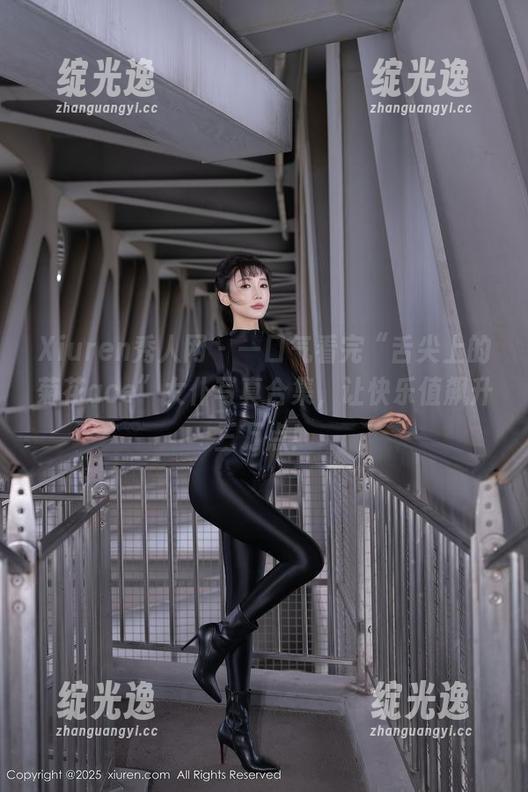 Xiuren秀人网 - 一口气看完“舌尖上的菊花ace”女仆写真合集，让快乐值飙升三万点！
