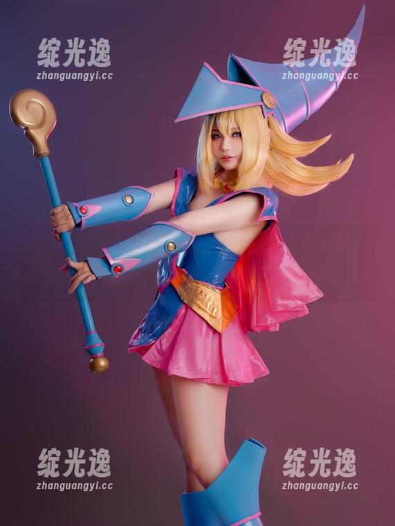 ZinieQ ZinieQ的护士美图,真不敢相信有这么多巧思,关键是好看!