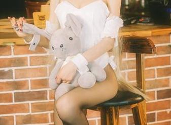 高清美图，aqua水淼的美腿来袭，准备好迎接‘腿’的俯首称臣了吗？