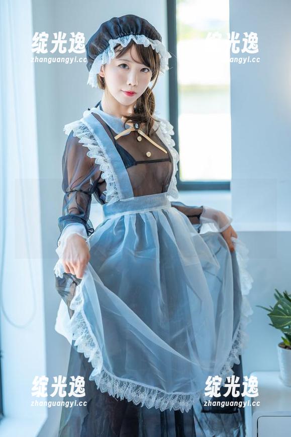 aqua水淼 最新的aqua水淼!Fantia-卡芙卡,脑海里不禁冒出:以后我能不能也换个身份,做个宅虫?