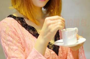 pans – 白衬衫与安妮的私拍图包，一周只洗一次的神奇穿搭秘诀！
