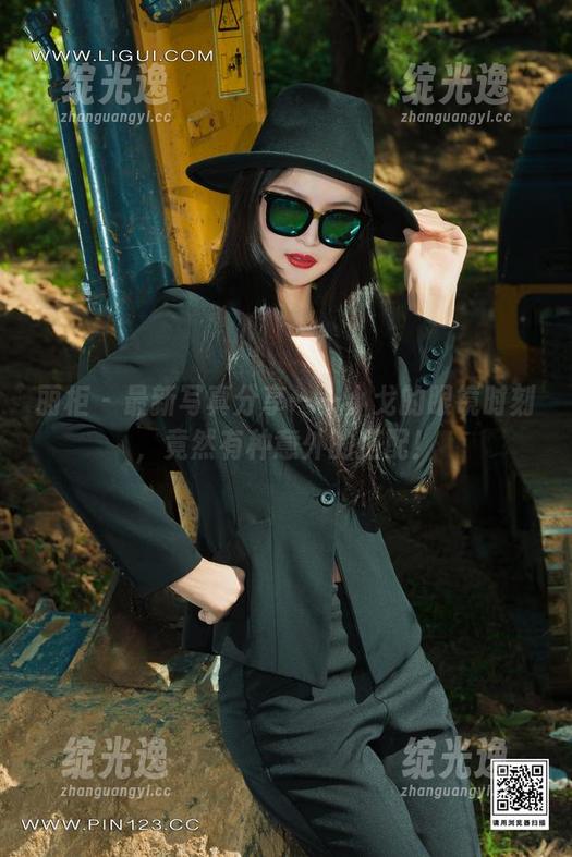 丽柜 - 最新写真分享——小戈的眼镜时刻，竟然有种意外的搭配！