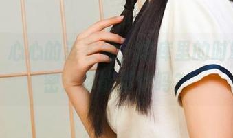 丽柜 – 心心的连衣裙，图库里的时髦小秘密：你能猜到吗？