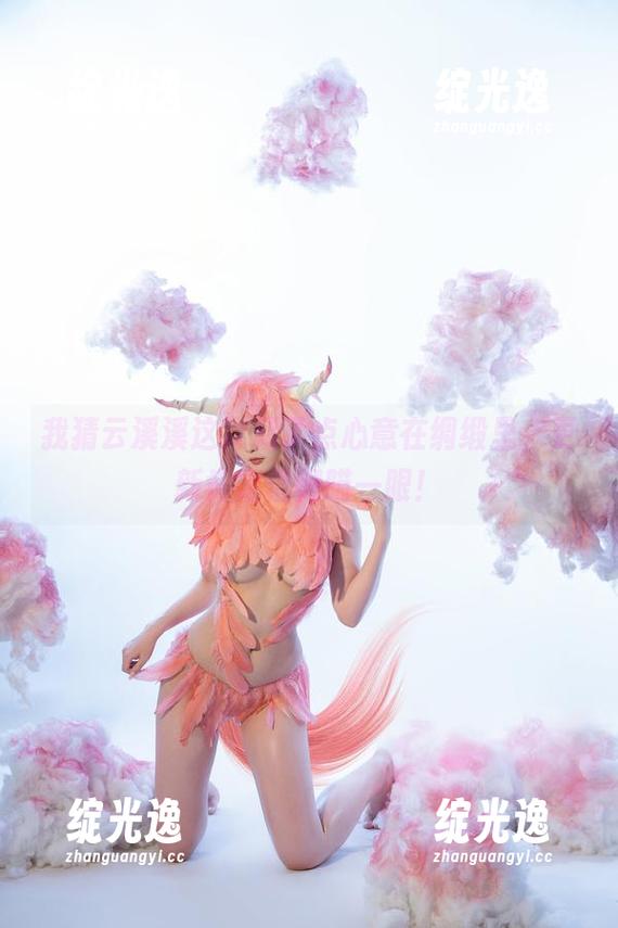 云溪溪 我猜云溪溪这次藏了点心意在绸缎里,更新肯定值得瞄一眼!