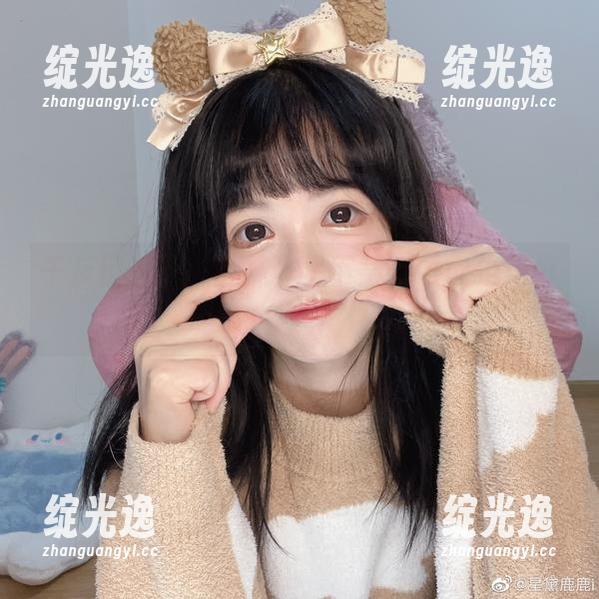 千反田鹿子：丝袜作品下载，谁能拒绝好奇心？