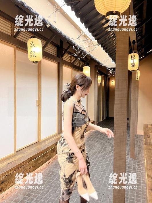微密圈 - 免费福利：周妍希的“奶牛”套图，牛奶还没喝，心就先酥了。