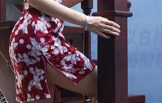 头条女神 – 果儿Victoria以白衬衫为画布，作品让我想起了青春的模样