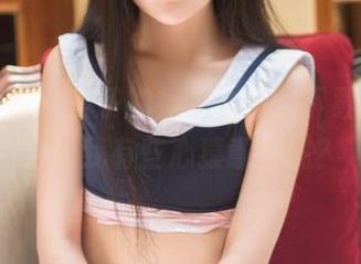 头条女神 – 玄子的裸足全集，下载后会不会让我有些心猿意马呢？