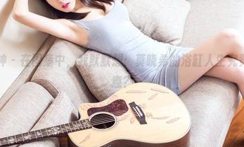 头条女神 – 在图集中，我默默想：莫晓希的浴缸人生究竟有多惬意？