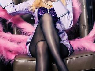 头条女神 – 高韩菲分享的曼琳少女壁纸合集，告别单调，让你的视线‘出轨’！