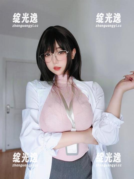 下载女主K白丝兔女郎图包，脑补效果未知，但兴奋度满分！