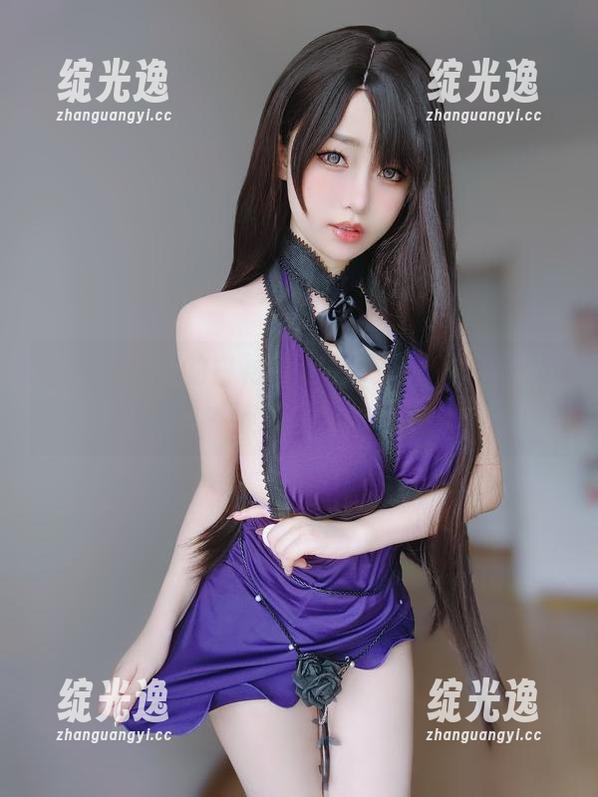 锁定女主K的白衬衫套图更新，稍等我先擦掉口水...