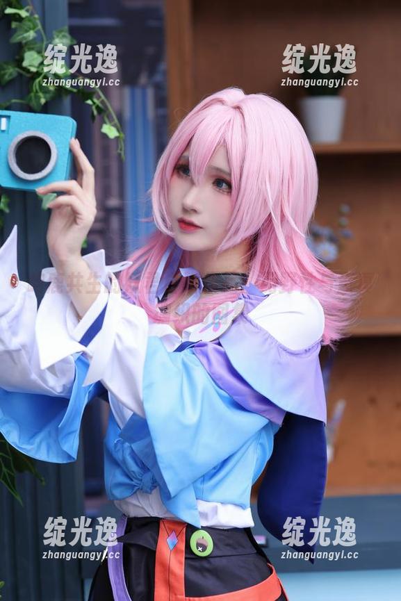 屿鹿共生的妖君白研作品：用野性与童真编织的图集
