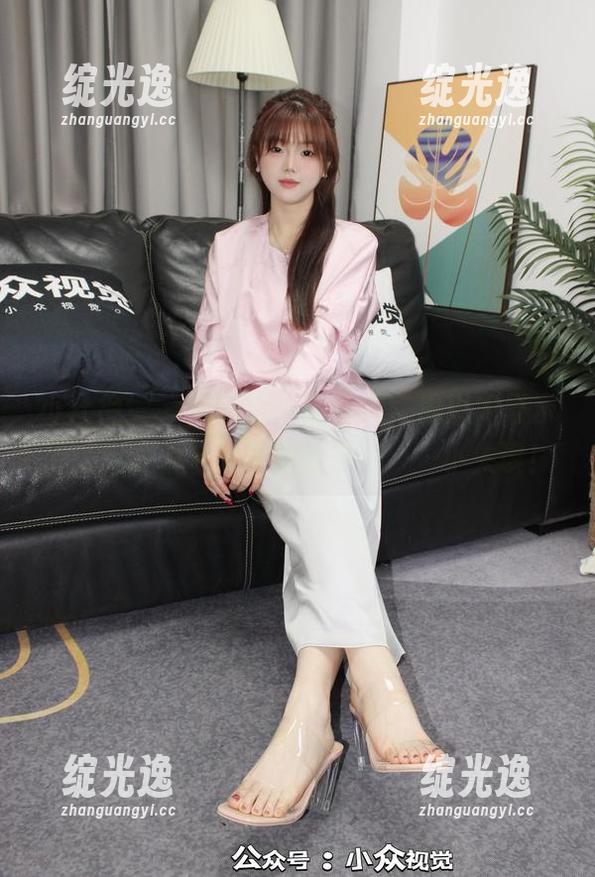 小众视觉 - 体操服作品串烧，思思姐展示了以运动为名的优雅样子和……小失误！