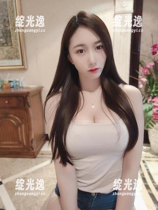 微密圈 - 小玉吃果冻的高空日记：无圣光的空姐合集，有点冒险，但又好想试试…