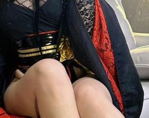 小瑶幺幺图集—更新一下，咱们这次自拍好像丢了点什么？