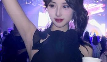 体操服里的怡子yiii，敢说无圣光、妥妥带风！别害羞，进图包瞧瞧！
