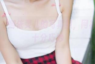 推女神 – 娜依灵儿的写真照，网袜搭配得十分巧妙