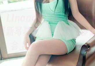 推女郎 – LInaadB.（Lina的飞机上专有名词）最新写真集：空姐放飞梦想，发布会上遗失的行李……