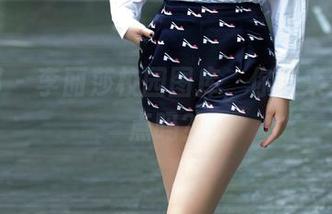 推女郎 – 李丽莎校园图库，你敢来划个重点吗？