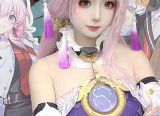 无筝ryou又来了！这回是体操服cos，更新后果然格外迷人！