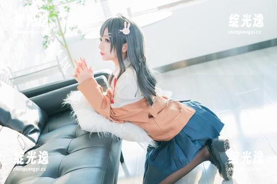 这年头，日奈娇的高清萝莉写真完美得让我想说不想看，也不行。