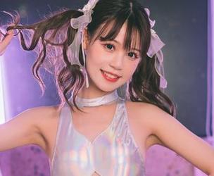 星黛鹿鹿i展示的《私房身体链》，观看的时候，脑袋里不知在想什么…