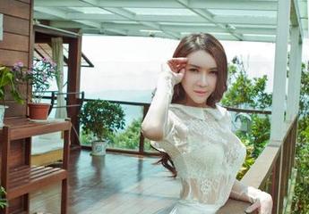 果团网 – 双马尾帅不过三秒，Miss琪的图包下载，记得装好哦！
