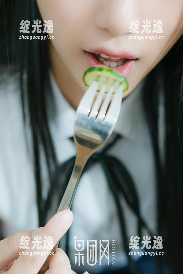 果团网 - 甜Abby携万圣节福利写真，捣鼓点啥好呢？