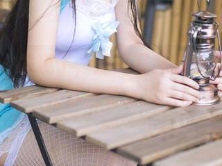 果团网 – 发现了，清纯写真能治愈一切忧愁——尤其是莫雅琪的那个。