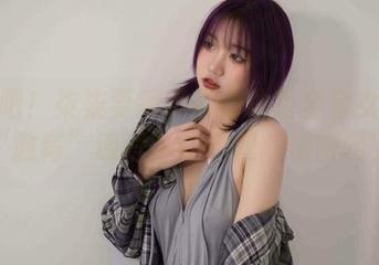 下载吧！柒柒要乖哦带你体验全套女仆的“教育”课程，你想想，值得吗？