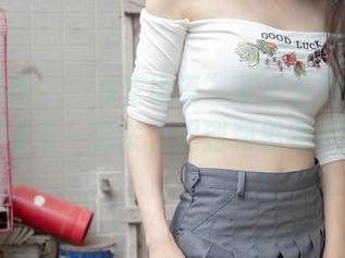 梦丝女神 – “教室顷语”不止是刘诺的作品，更像是一场关于迟到和思考的脑洞秀。