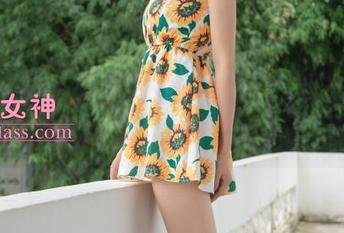梦丝女神 – 花月舞的泳衣原图，更新——谁在乎呢？毕竟，眼睛才是最诚实的。