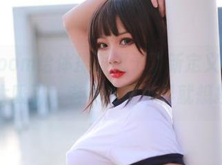 炸蛋Boom给体操服赋予了新定义，原图实在太吸引，老实说壁纸早就想换了。