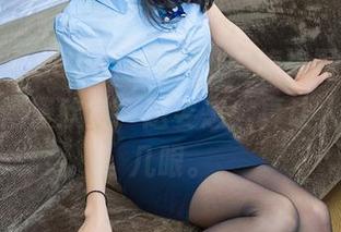 爱蜜社 – sugar小甜心CC旗袍写真集？下载来慢慢欣赏，这姿态，真让人想多看几眼。